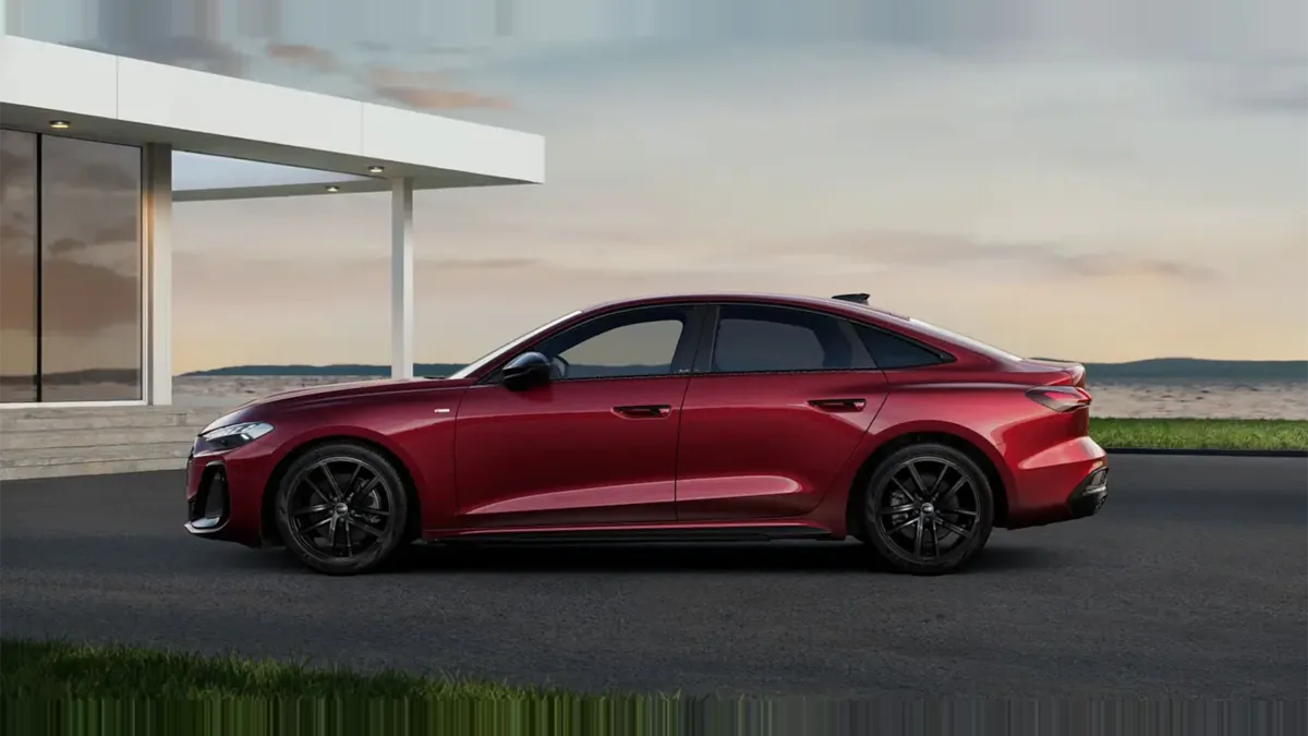 Audi A5 TDI 150kW (204CV) Black Line en renting en Barcelona — Trasera