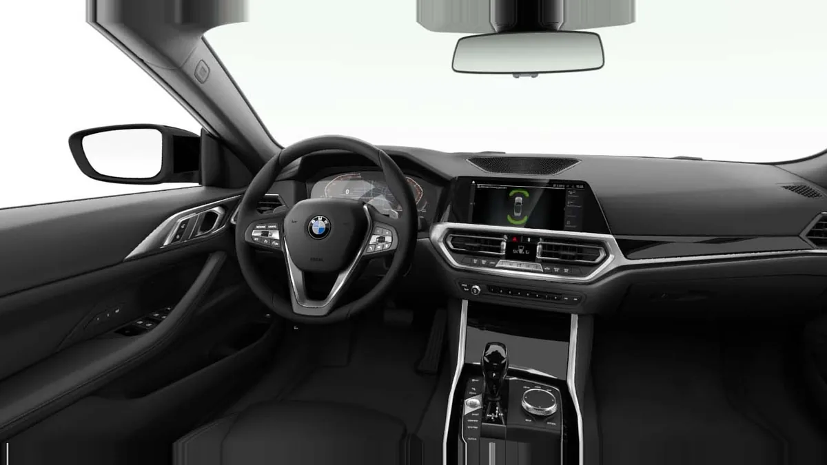 BMW Serie 4 420i Coupé en renting en Barcelona — Trasera