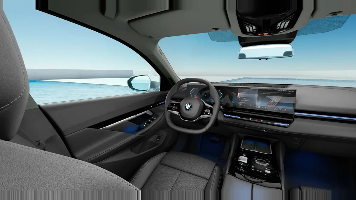 BMW Serie 5 520d en renting en Barcelona — Interior