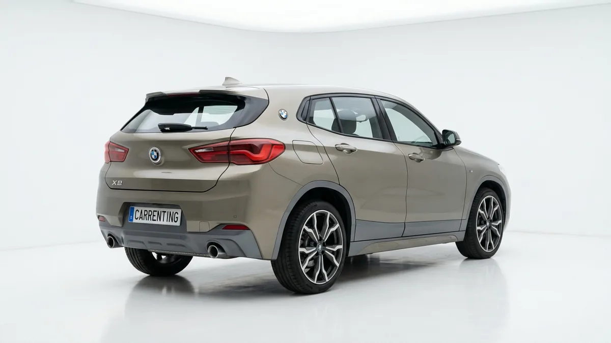 BMW X2 sDrive 20iA 170CV en renting en Barcelona — Trasera