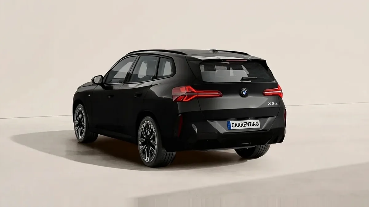 BMW X3 30e xDrive en renting en Barcelona — Delantera