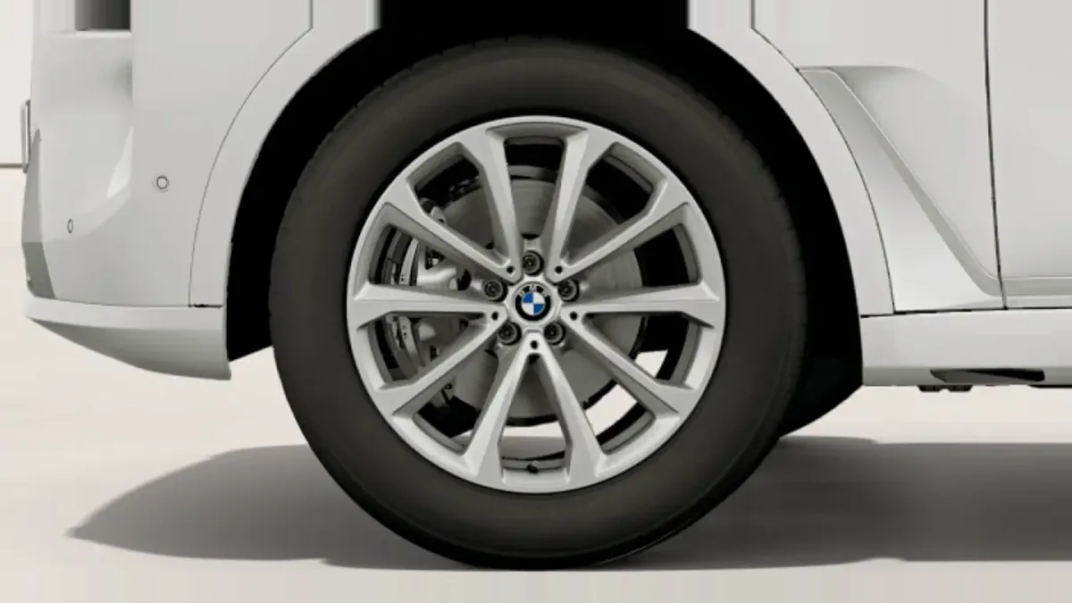 BMW X7 xDrive40i en renting en Barcelona — vista 7