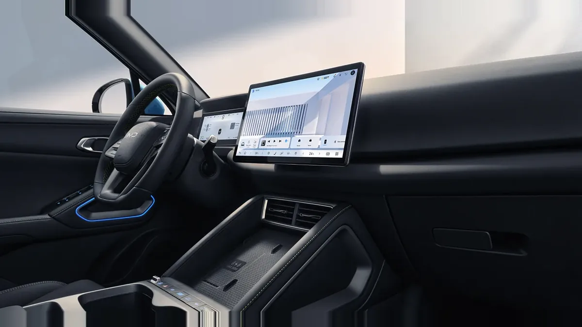 BYD ATTO 2 DM-i Active en renting en Barcelona — vista 10