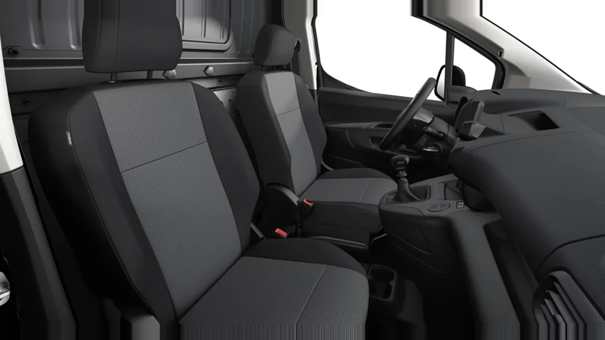 Citroën Berlingo Talla M BlueHDI 100cv van en renting en Barcelona — vista 7