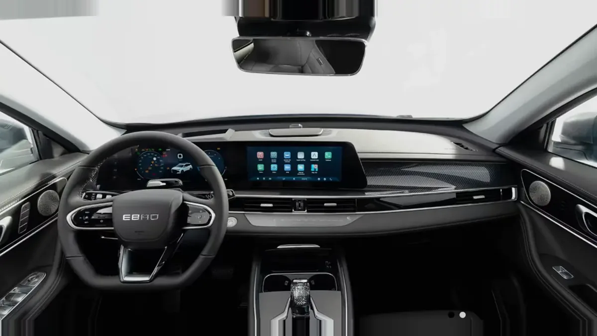 Ebro S700 1.6 TGDI Luxury 7 DCT LUXURY en renting en Barcelona — Interior