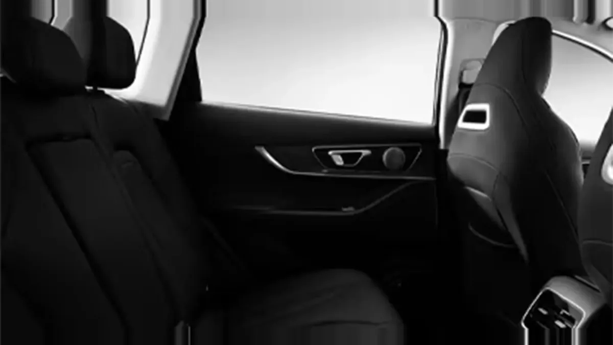 Ebro S700 1.6 TGDI Luxury 7 DCT LUXURY en renting en Barcelona — vista 6