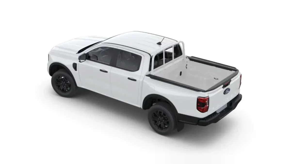 Ford Ranger XLT Doble Cabina 3.0 EcoBlue V6 240CV Automático en renting en Barcelona — Delantera