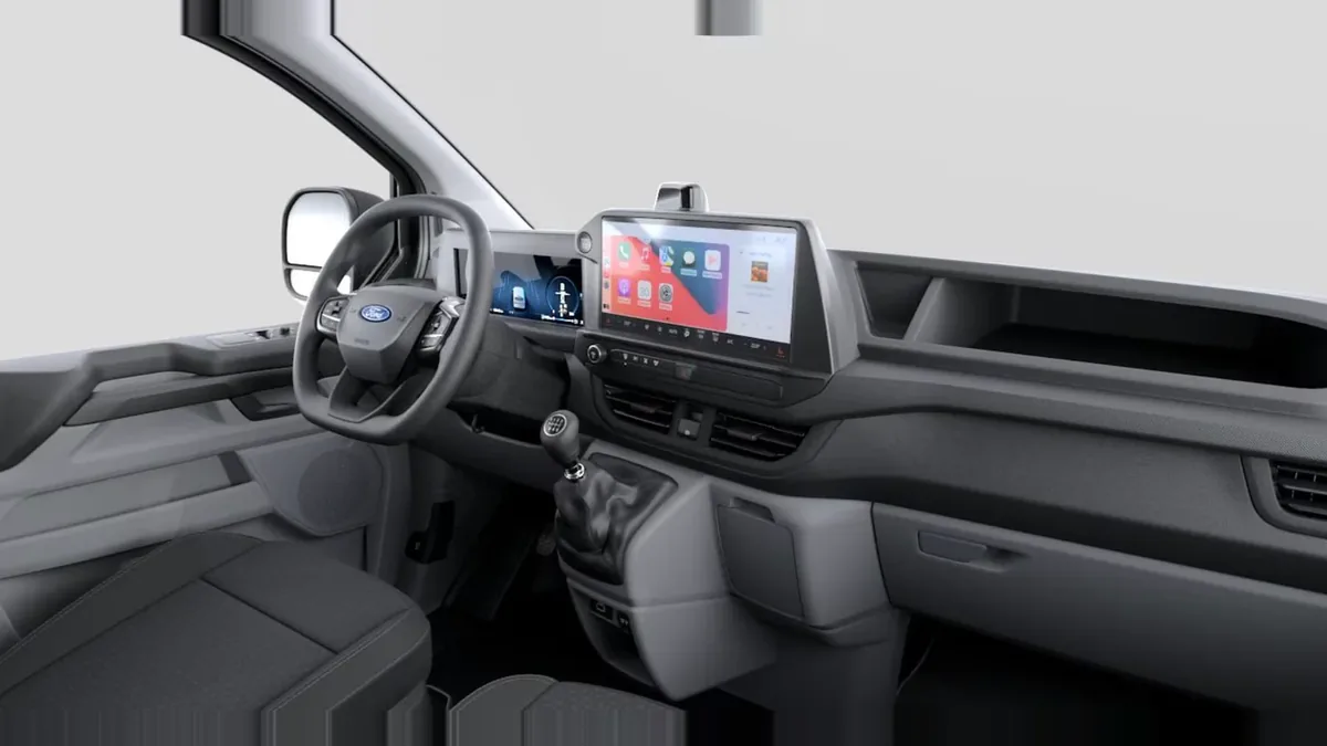 Ford TRANSIT CUSTOM Kombi 2.0 EcoBlue 100kW 320 L1 Trend en renting en Barcelona — Interior