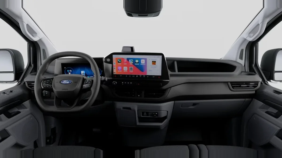 Ford TRANSIT CUSTOM Van 2.5 Duratec PHEV 171kW 320 L1 Trend en renting en Barcelona — vista 6