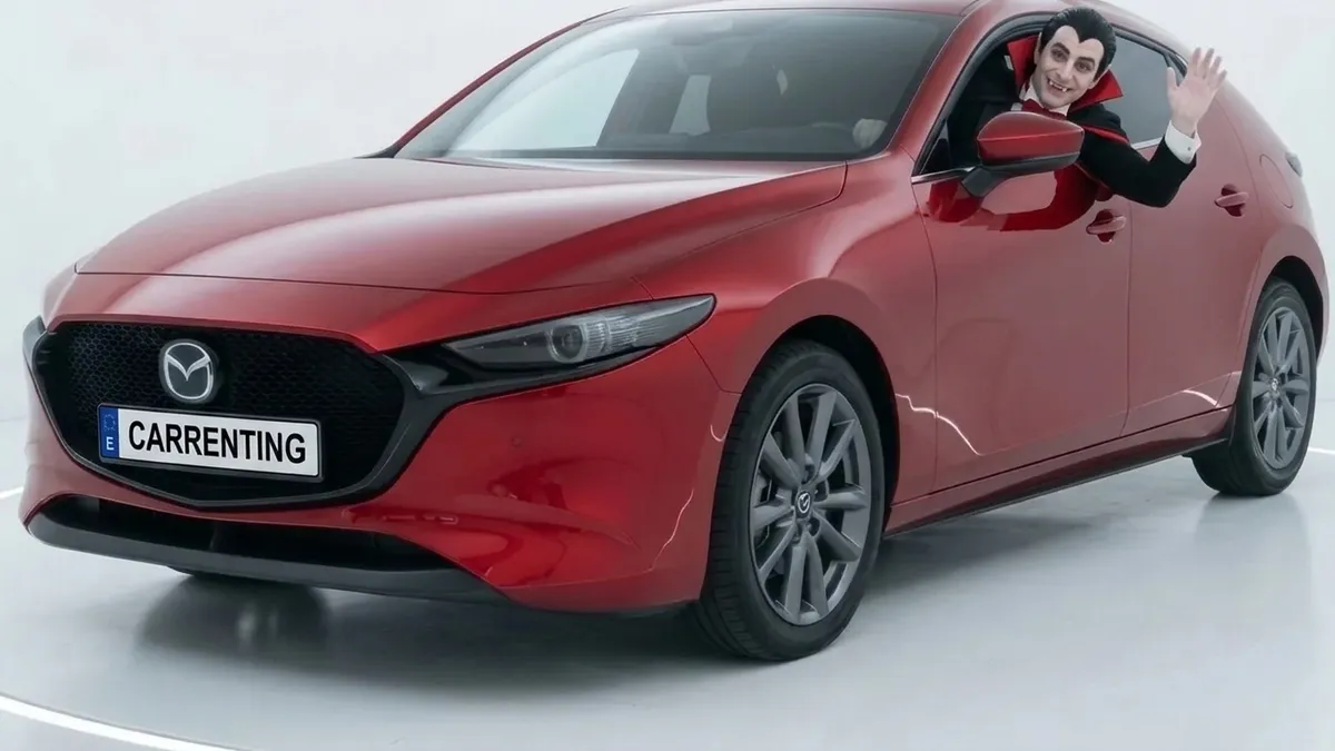 Mazda 3 2.5L e-Skyactiv G MHEV 140CV 6AT Centre-Line RD en renting en Barcelona
