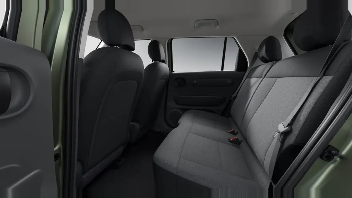 Hyundai Inster 97cv 42kWh Klass en renting en Barcelona — vista 13