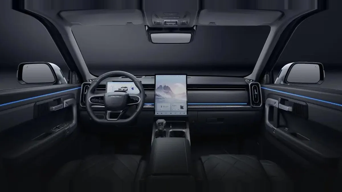 Jaecoo 7 PHEV Business 1.5 TGDI 205kW (279CV) FWD MA en renting en Barcelona — Trasera