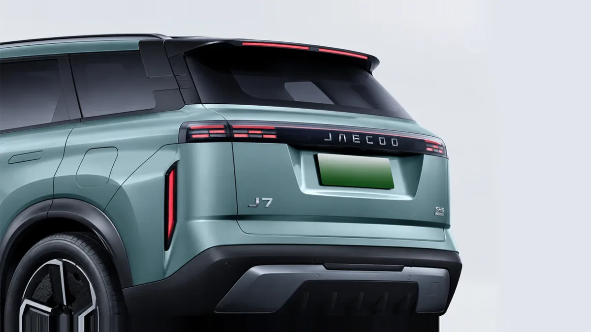Jaecoo 7 PHEV Business 1.5 TGDI 205kW (279CV) FWD MA en renting en Barcelona — Lateral