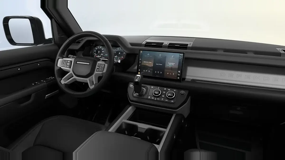 Land Rover Defender 3.0D I6 250S MHEV en renting en Barcelona — Interior