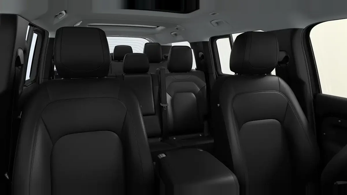 Land Rover Defender 3.0D I6 250S MHEV en renting en Barcelona — vista 6