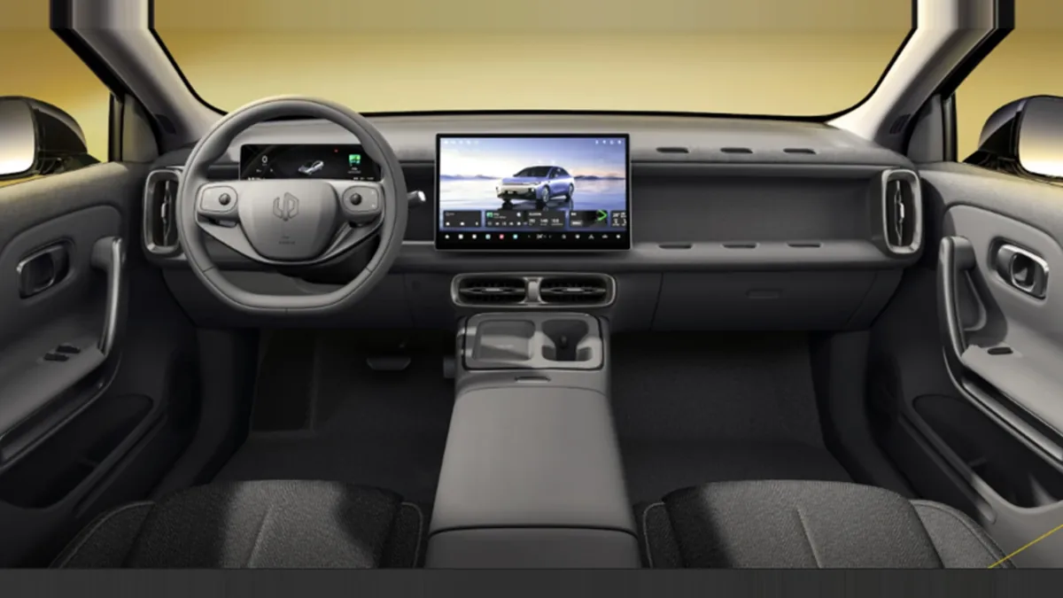 Leapmotor B05 5P BEV 56.2kWh Life en renting en Barcelona — Interior
