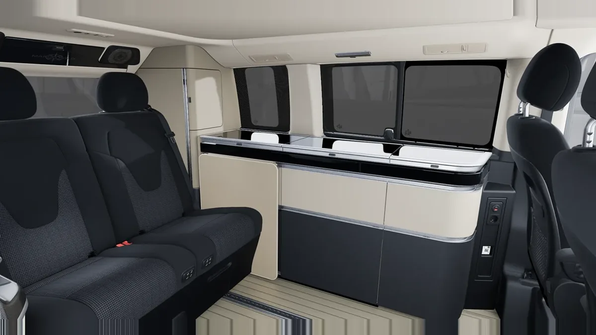 Mercedes-Benz Clase V Marco Polo 300d en renting en Barcelona — vista 7