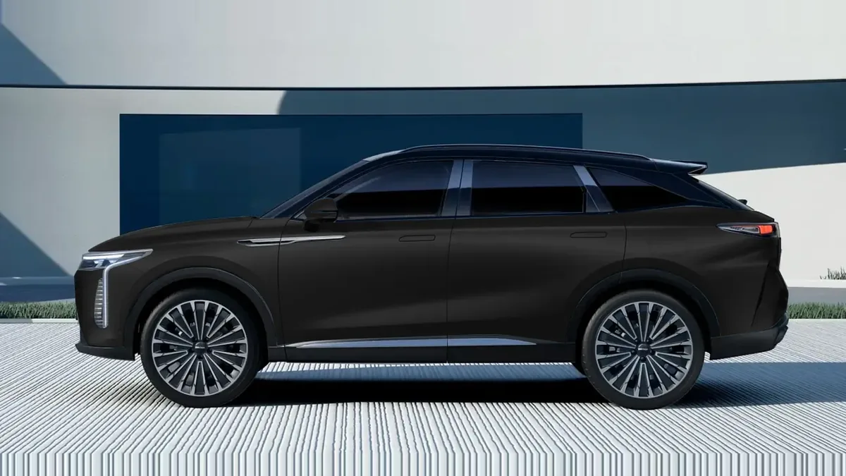 Omoda 9 SHS Premium 1.5 TGDI 3DHT 395kW (537CV) AWD MA en renting en Barcelona — Delantera