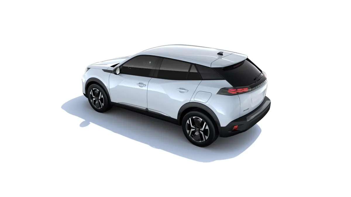 Peugeot 2008  ALLURE HYBRID 110 EDCS6 (AUTOMÁTICO) en renting en Barcelona — Delantera