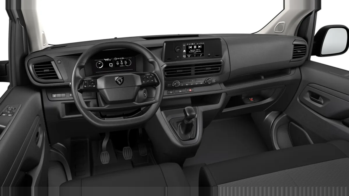 Peugeot Expert Furgón M Diésel 150CV en renting en Barcelona — Interior
