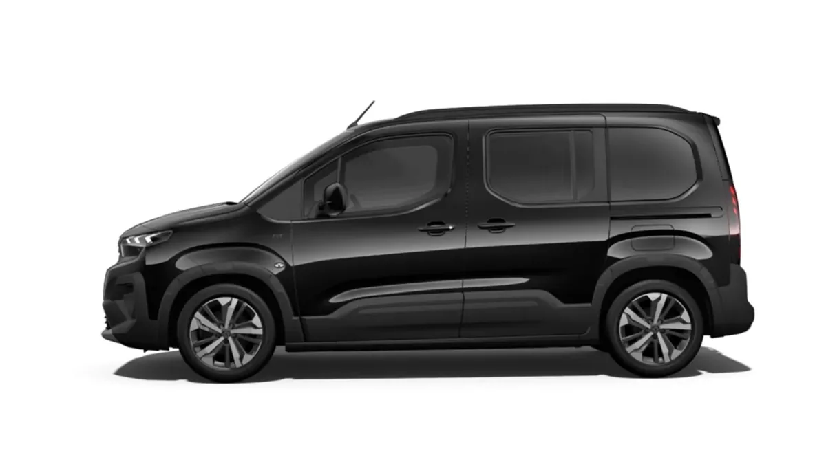Peugeot Rifter 5P GT BlueHDi 130 EAT8 Standard en renting en Barcelona — Trasera
