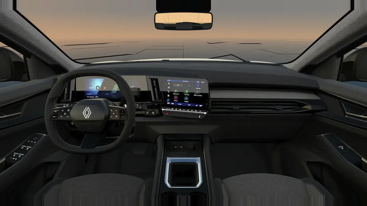 Renault Austral Evolution E-Tech Full Hybrid en renting en Barcelona — Interior