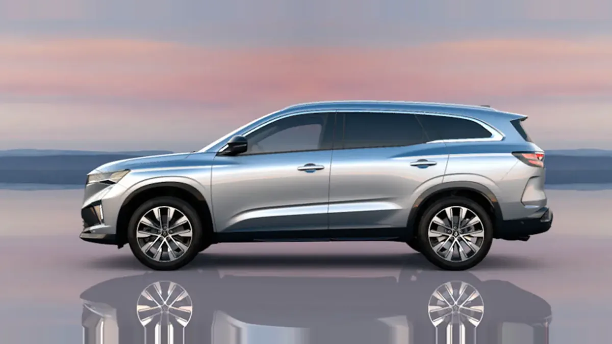 Renault ESPACE TECHNO E-TECH FULL HYBRID 200CV GA en renting en Barcelona — Trasera