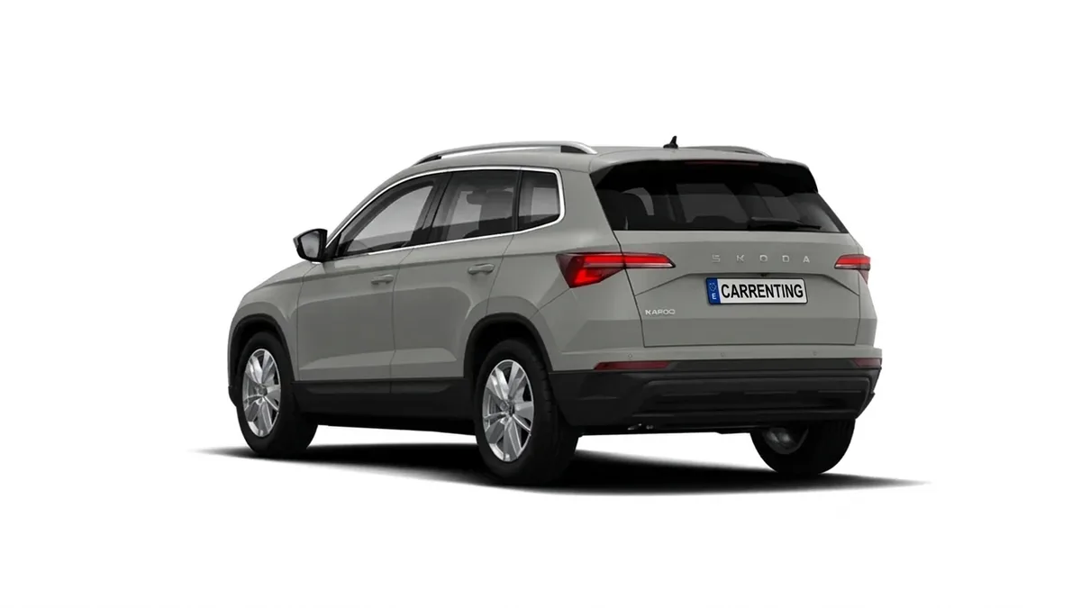 Škoda Karoq Selection 1.0 TSI 85kW (115CV) Manual en renting en Barcelona — Delantera