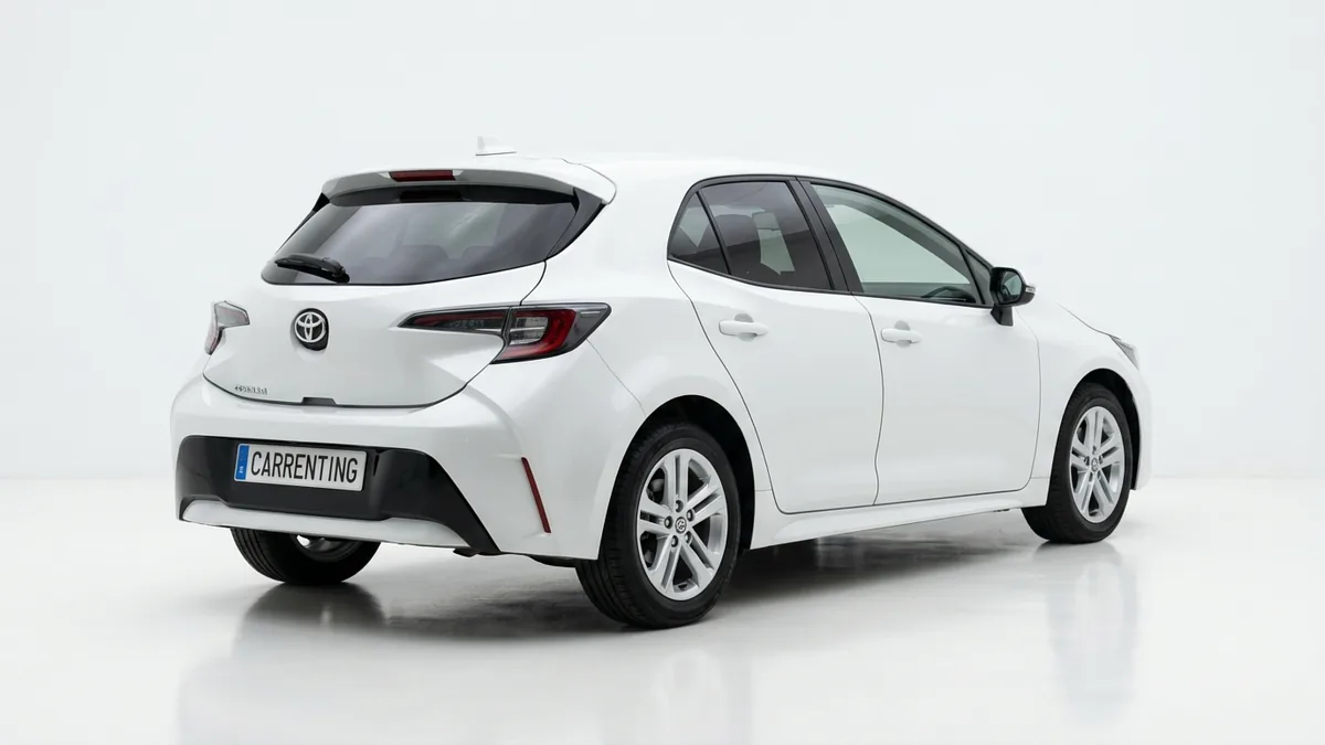 Toyota Corolla 140H Active en renting en Barcelona — Interior