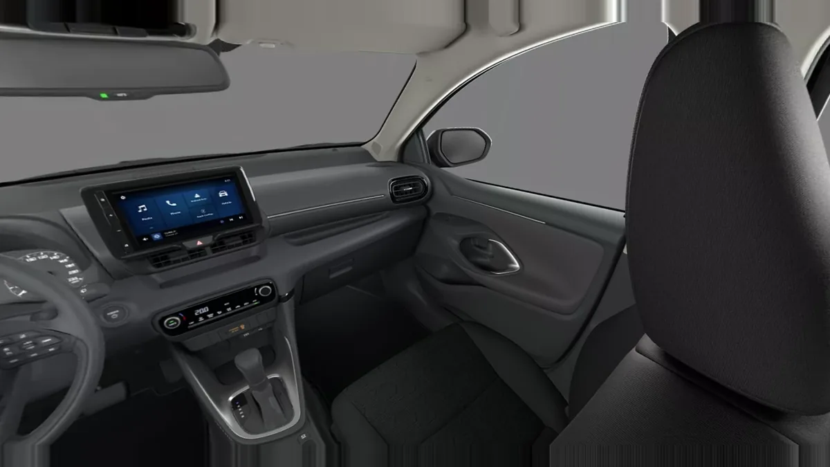 Toyota Yaris 120H 116CV Active en renting en Barcelona — vista 24